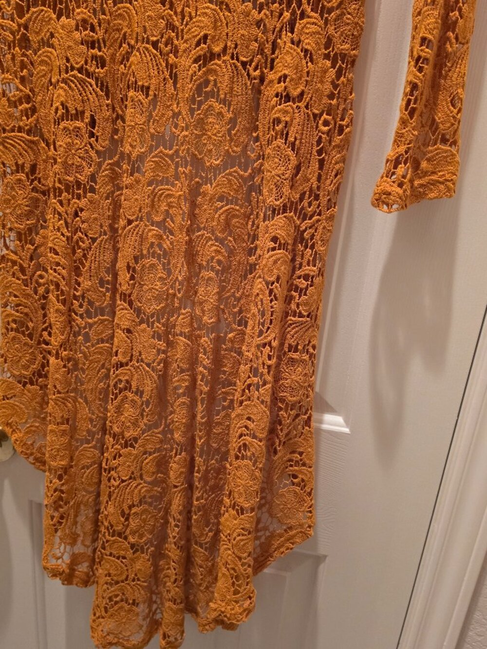 High-Low Crochet Top - Picture 7 of 7